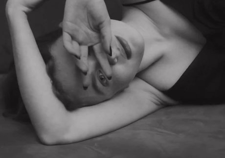 blonde shemale onlyfans hot galleries