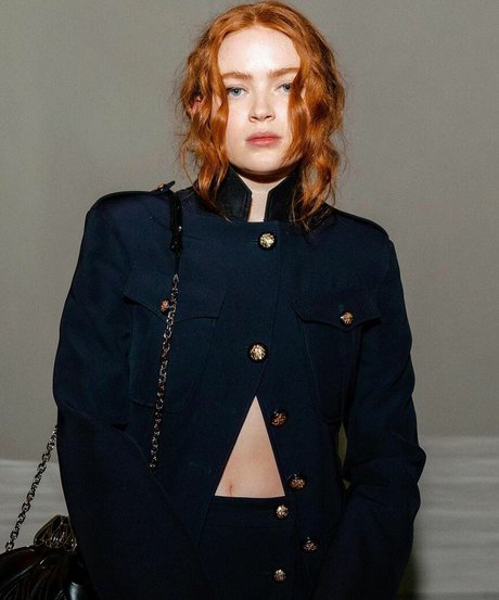 curvy amateur onlyfans erotic pic