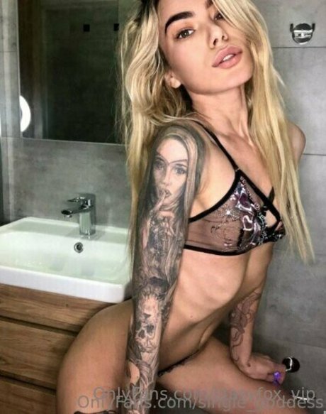 huge tits milf onlyfans beautiful naked photo