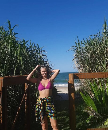 Julia K Barni model sex image