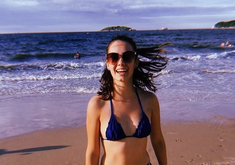 Julia K Barni nice star picture