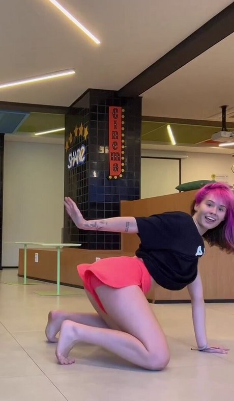 Julia K Barni sexy actress photos