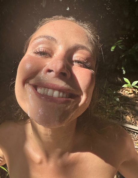 milf wife onlyfans sexy photos