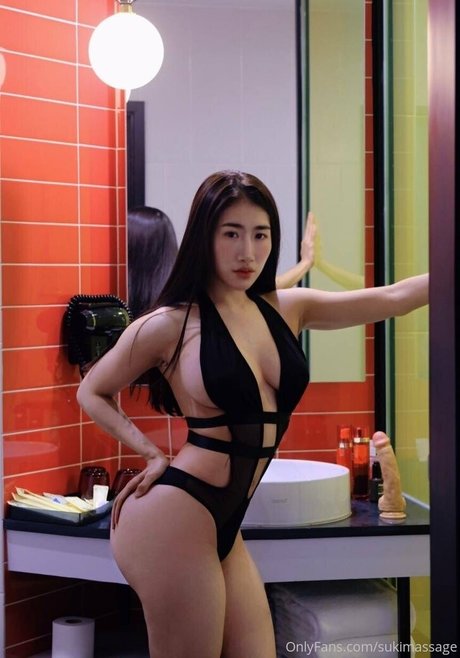 mochianaa hd pornstar pics