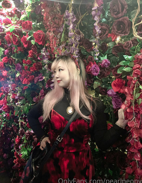 pearlpeony sexy star archive