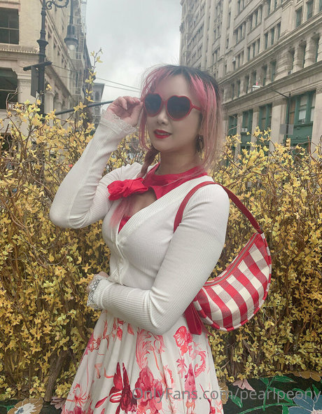 pearlpeony art pornstar photos