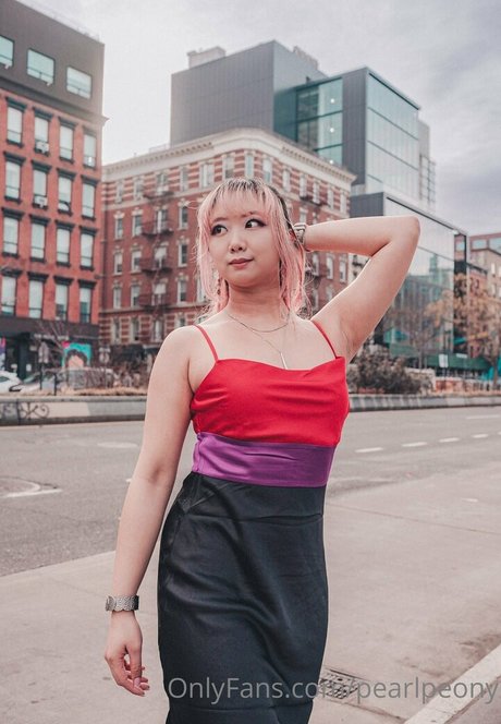 pearlpeony porn actress img