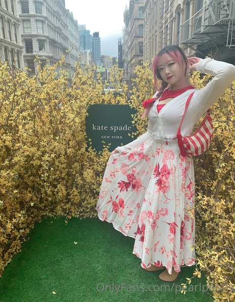 pearlpeony model hd pic