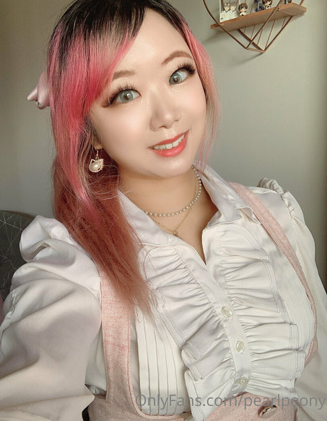 pearlpeony model exclusive pic
