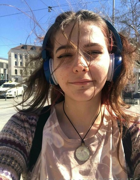 college girl onlyfans pornographic archive