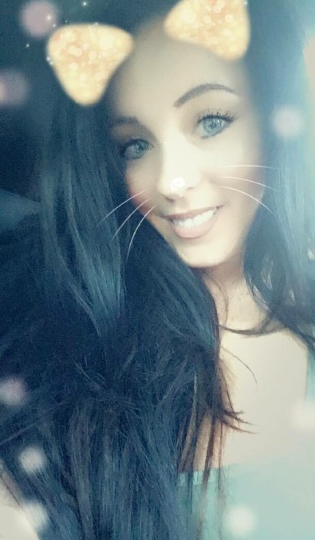 Kelly Louise Sheridan star sex photos