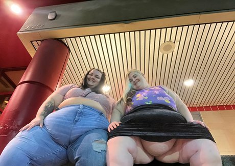 famous nude onlyfans adult photos