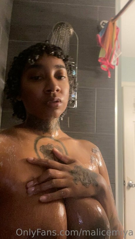 malicemiya nudes actress photo