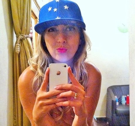 thick latina milf onlyfans art xxx archive