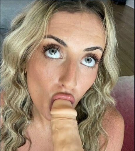 feet milf onlyfans sexy pic