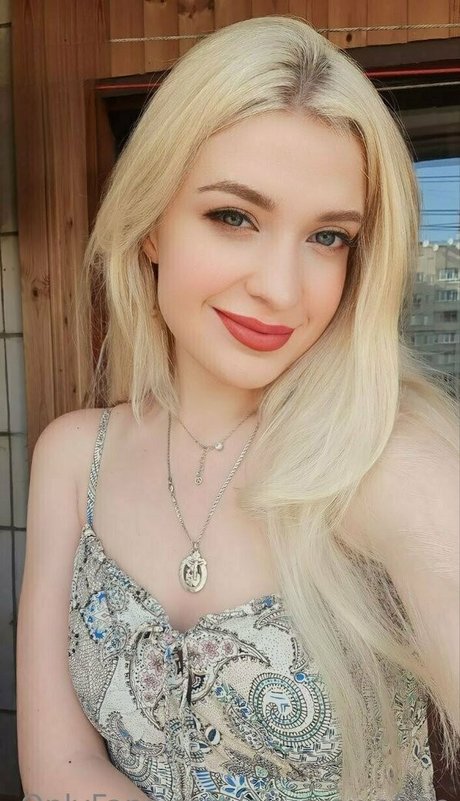 aliyarowefree pornstar naked pics