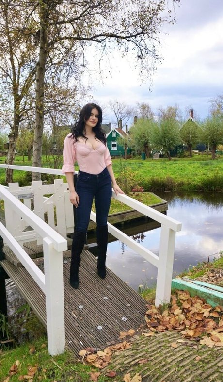 shemale cumshot onlyfans pornographic img