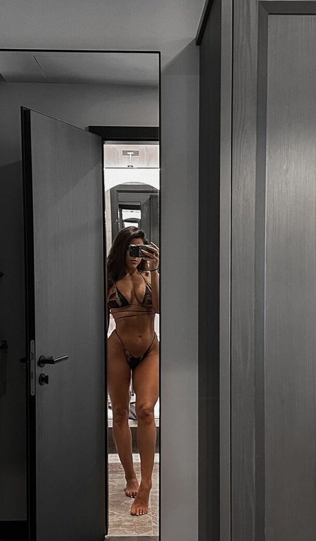 Leah Shutkever beautiful pornstar photos