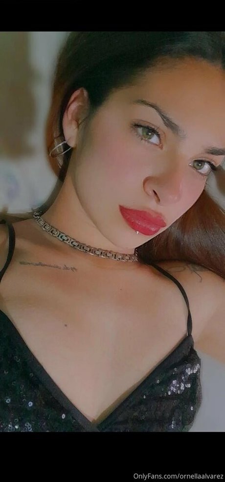 ornellaalvarez exclusive star gallery