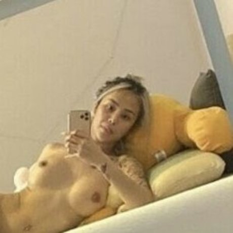 Mychau adult model pictures