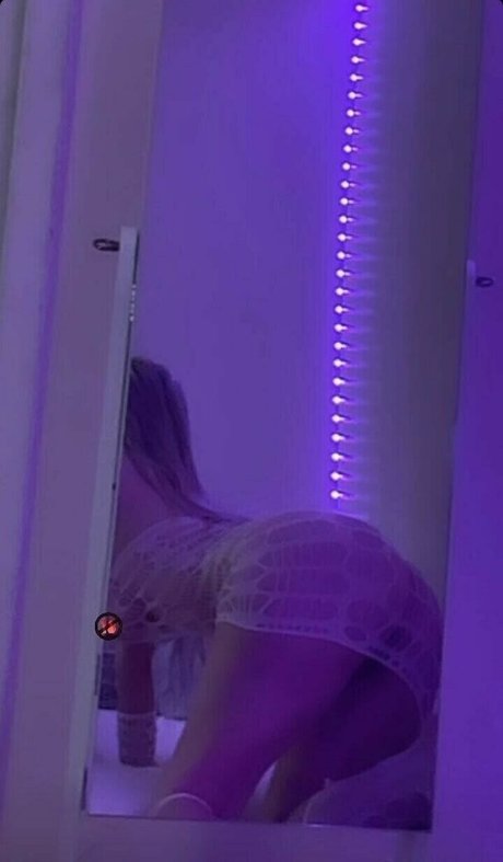 young onlyfans beautiful naked galleries