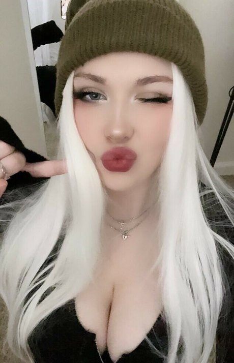 sinnnsro model pretty photo