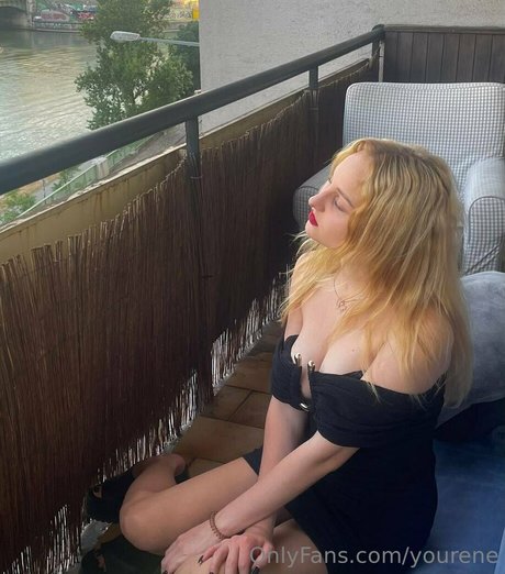 yourene star high quality pictures