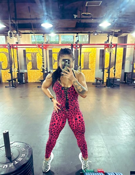 latina shemale onlyfans art naked pictures