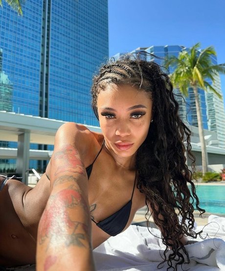 Coi Leray perfect pornstar galleries