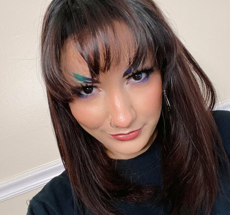 Ohnips pretty pornstar pic