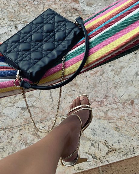 LilyMayMac erotic star archive