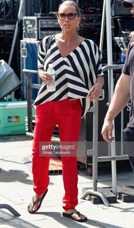 Vanessa L Williams hd model pics