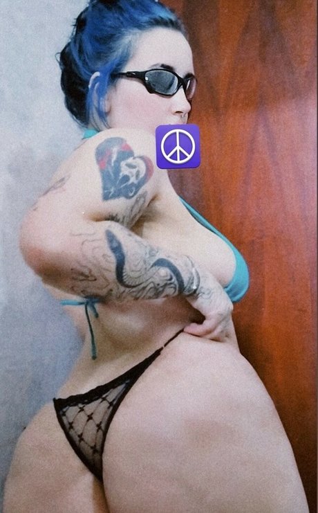 fefefer model nice pictures