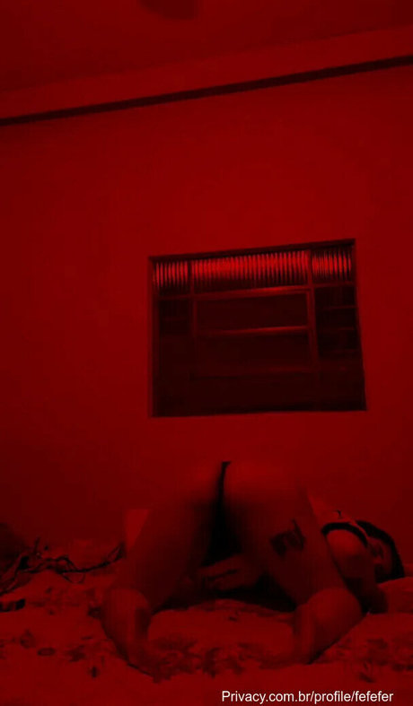 fefefer adult model gallery