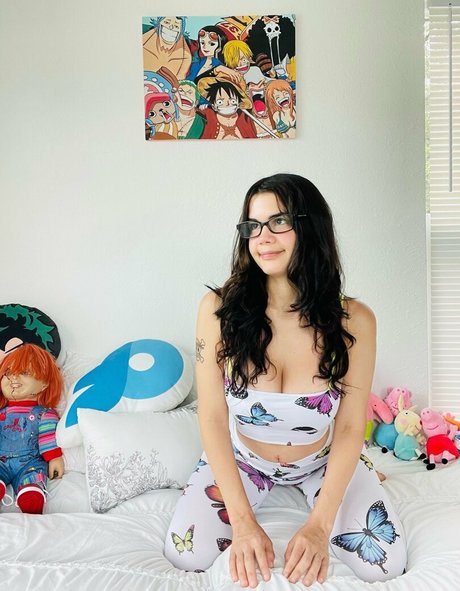 la elfo free model image