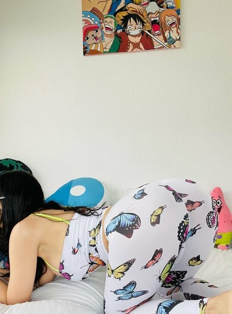 la elfo hot actress gallery