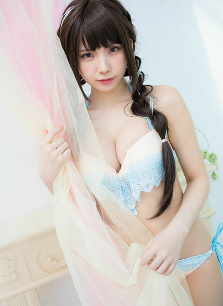 Enako model nice image