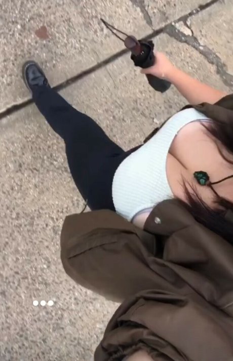 thespicysalmonroll nudes actress pics