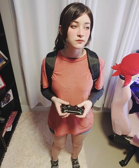 meru rumi nudes actress pictures