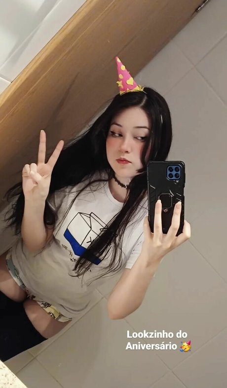 meru rumi model galleries