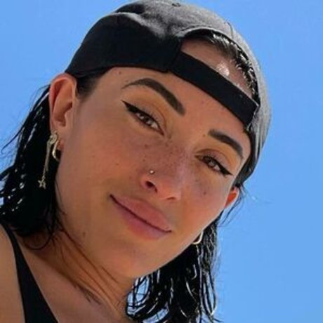 Techno DJ star nudes pictures