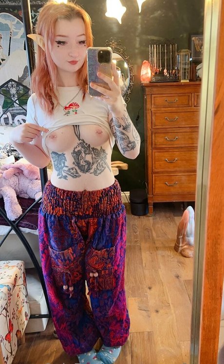 naked milf onlyfans pornographic pics