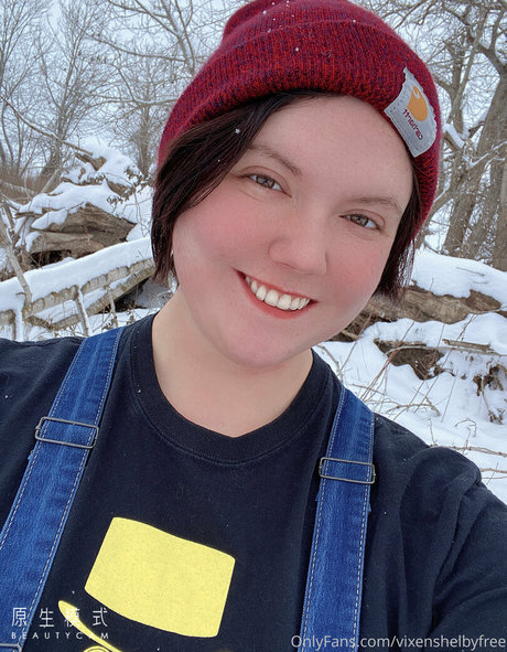 vixenshelbyfree star naked pics