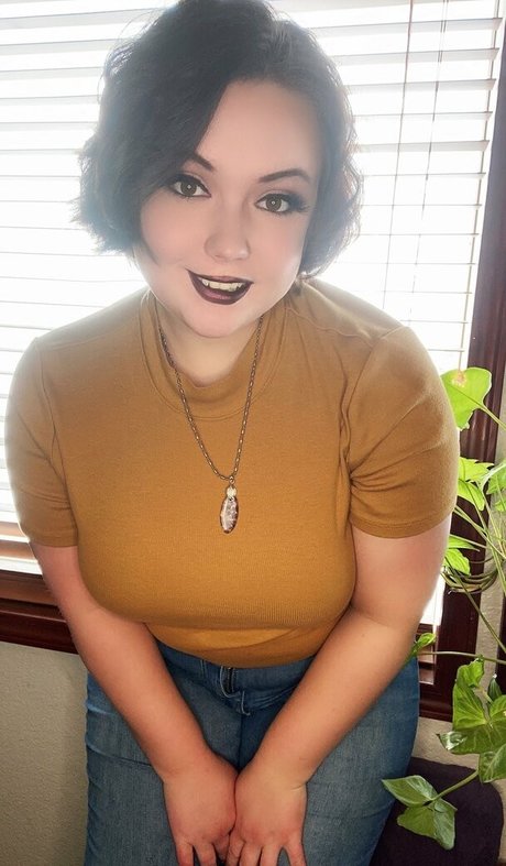 vixenshelbyfree nice actress photos