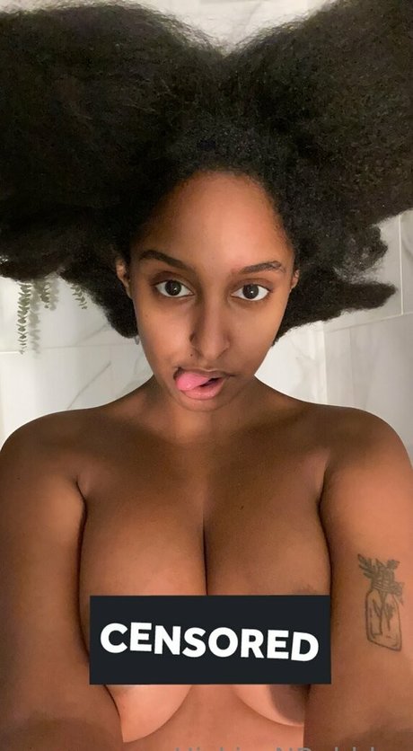 hickiesnbubbles high quality actress picture