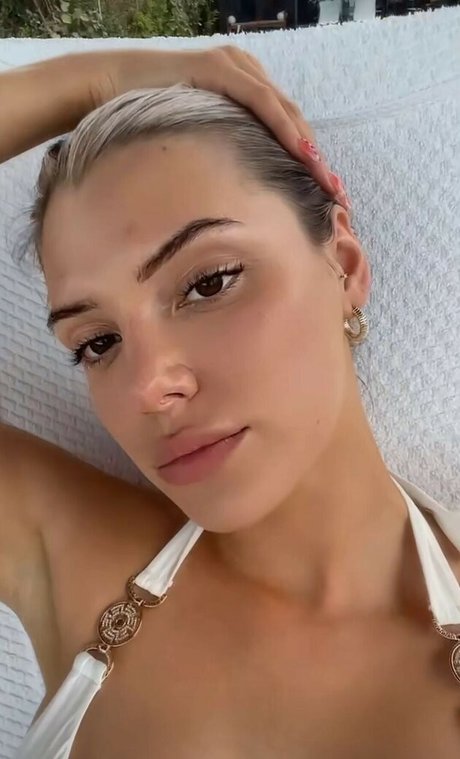 Alissa Violet pornstar top img