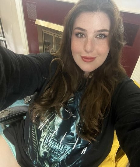 female popular onlyfans xxx pic