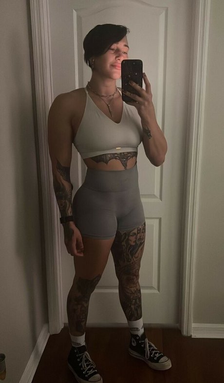 pointy tits onlyfans free naked pic