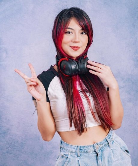 Jojotshy porn star pics