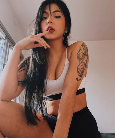 Jojotshy sex star archive